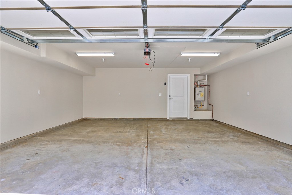 27 Turnberry Lane Property Photo 59