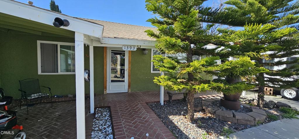1393 Whitcomb Avenue Property Photo 4