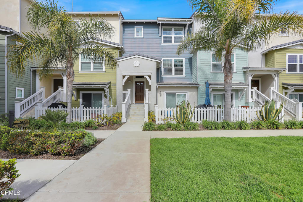 3721 Islander Walk Property Photo 1