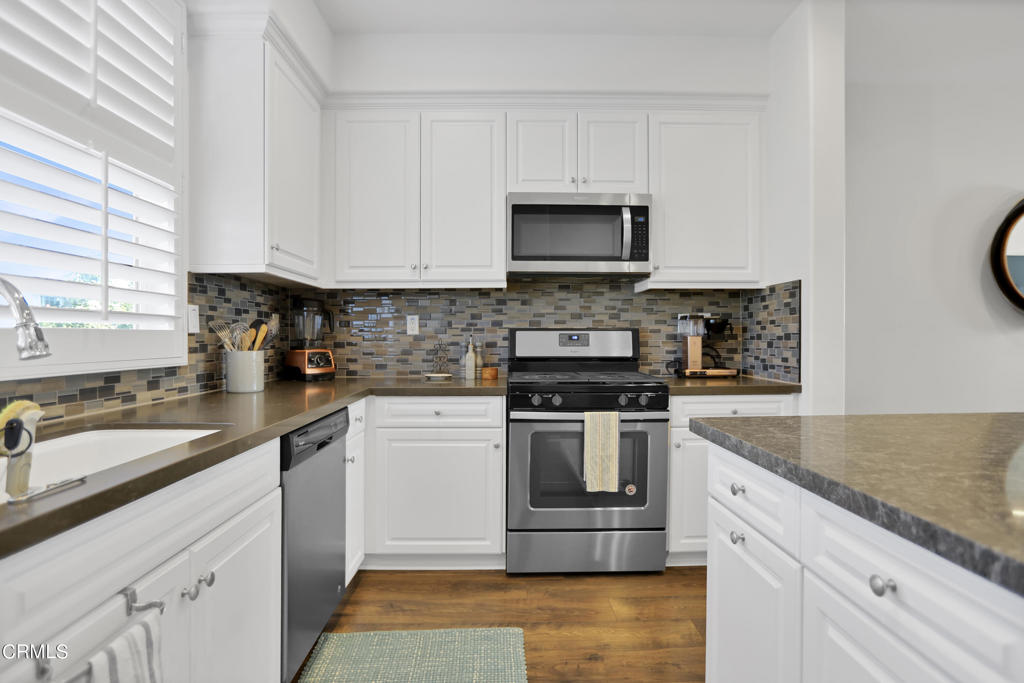 3721 Islander Walk Property Photo 11