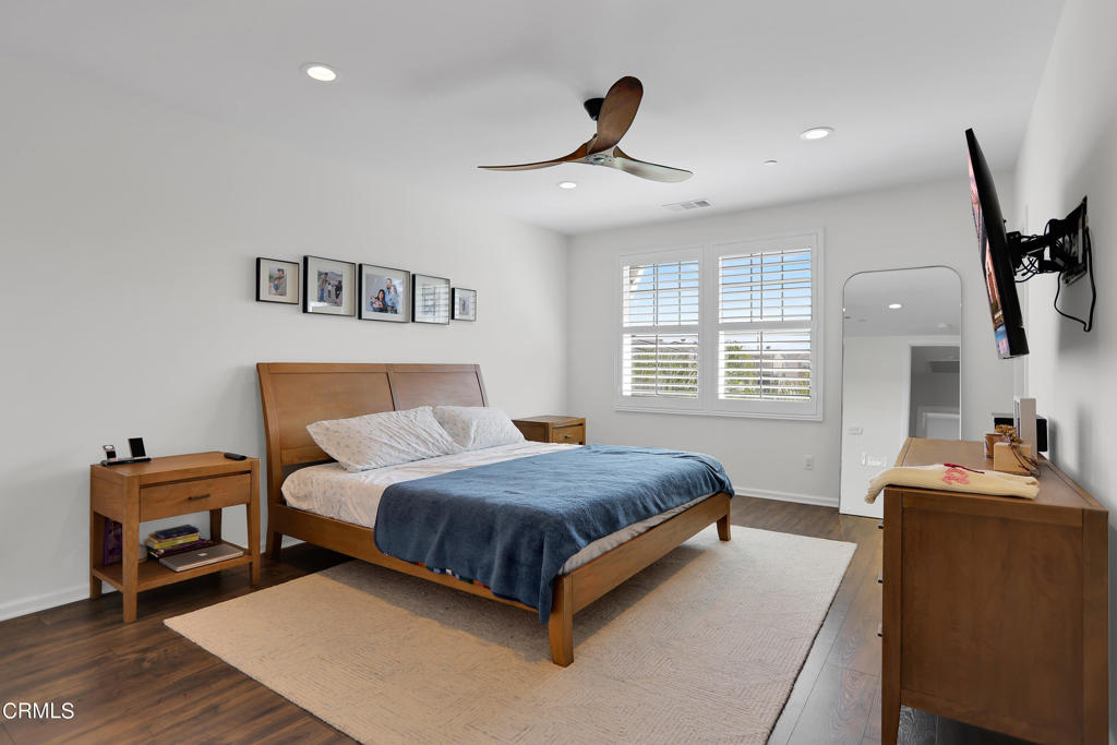 3721 Islander Walk Property Photo 14