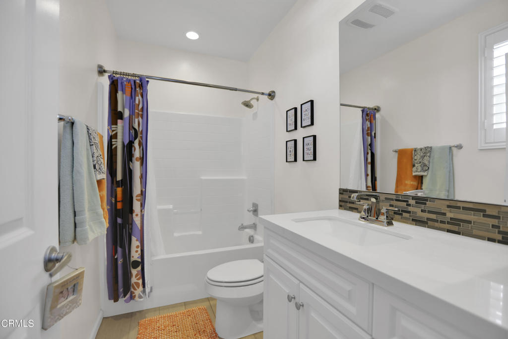 3721 Islander Walk Property Photo 19