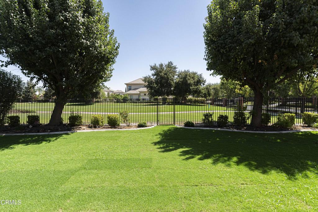2416 Edingal Drive Property Photo 5