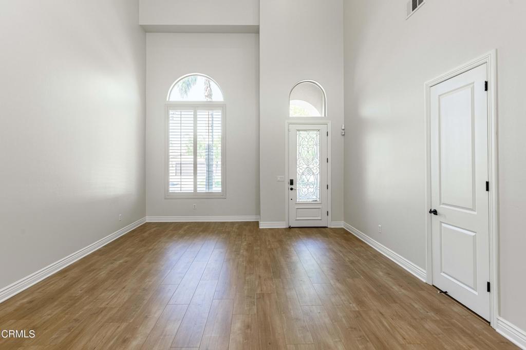 2416 Edingal Drive Property Photo 9