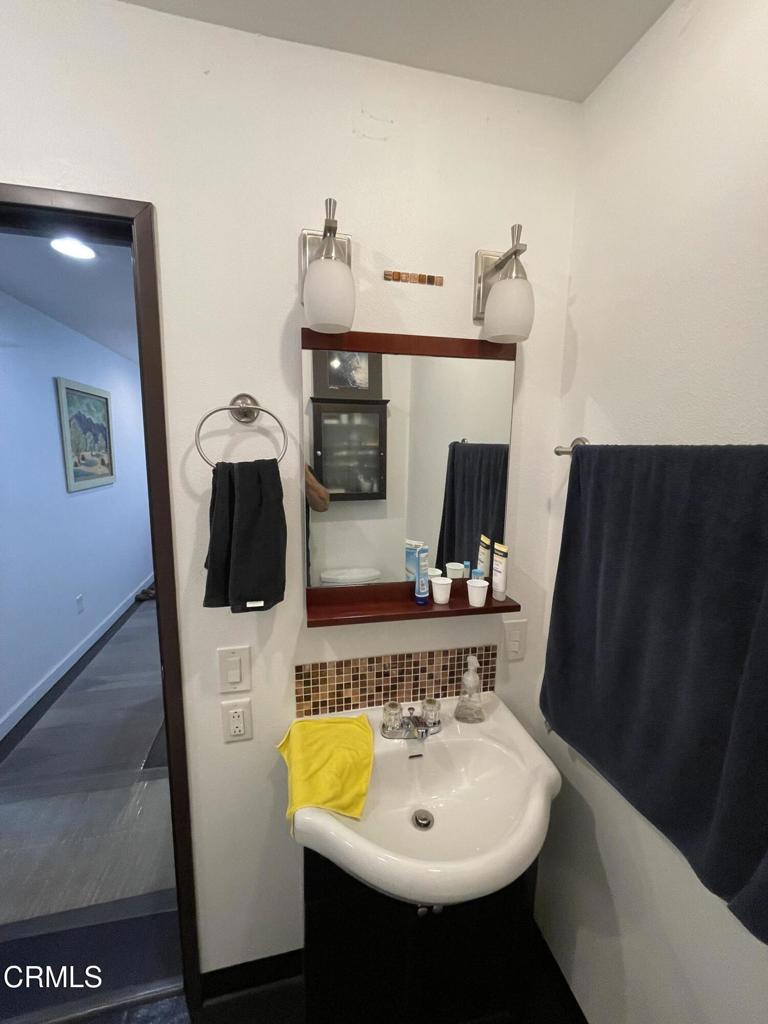 2790 Sherwin Avenue 10 Property Photo 8