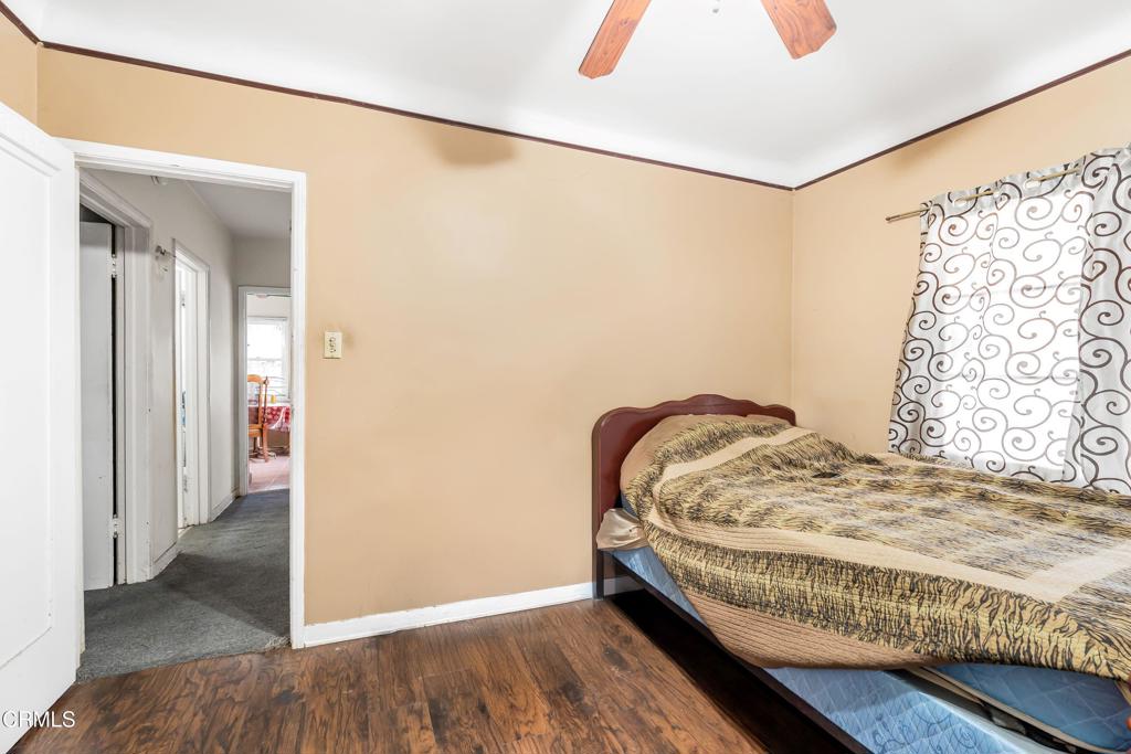 2701 S La Brea Avenue Property Photo 16