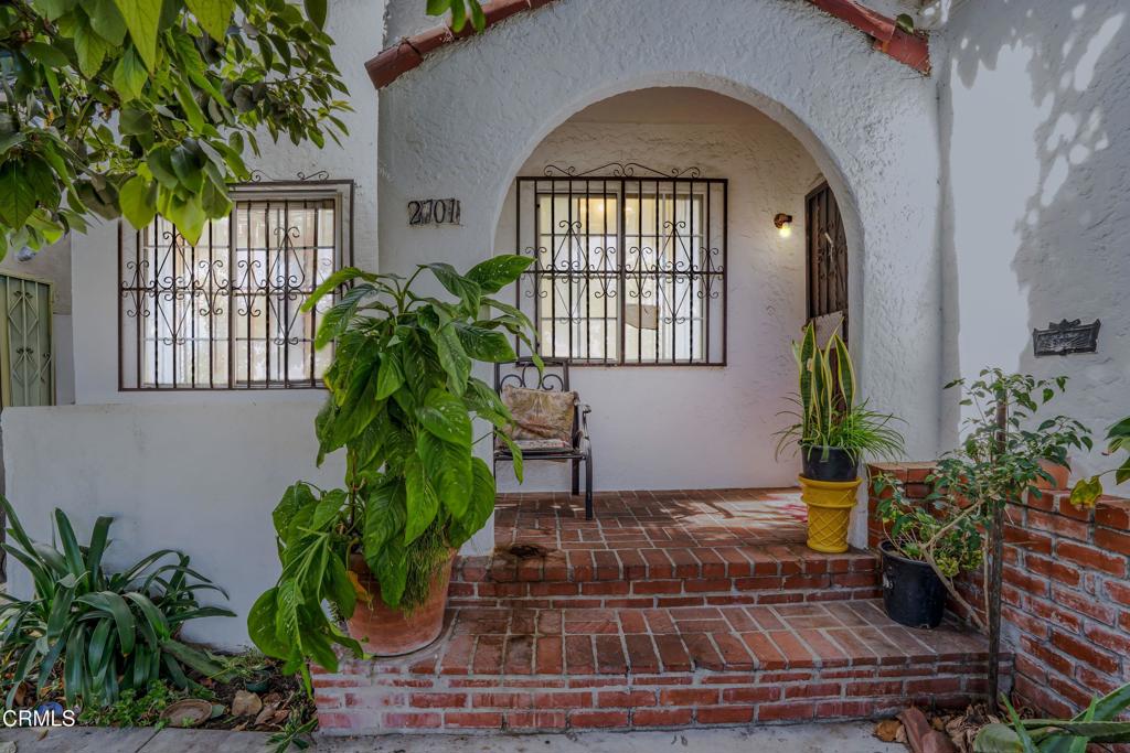 2701 S La Brea Avenue Property Photo 25