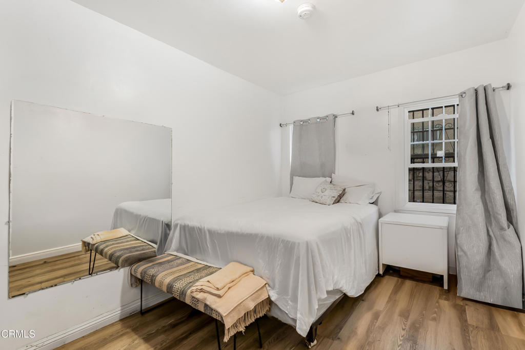 2701 S La Brea Avenue Property Photo 33