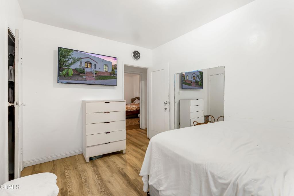 2701 S La Brea Avenue Property Photo 34