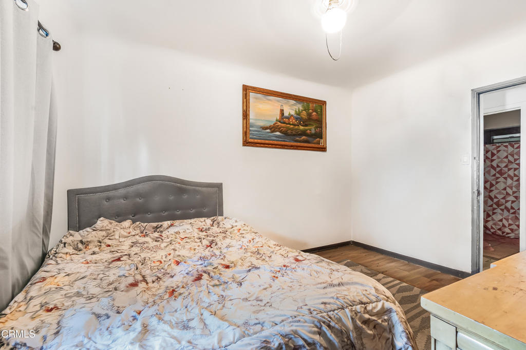 2701 S La Brea Avenue Property Photo 35