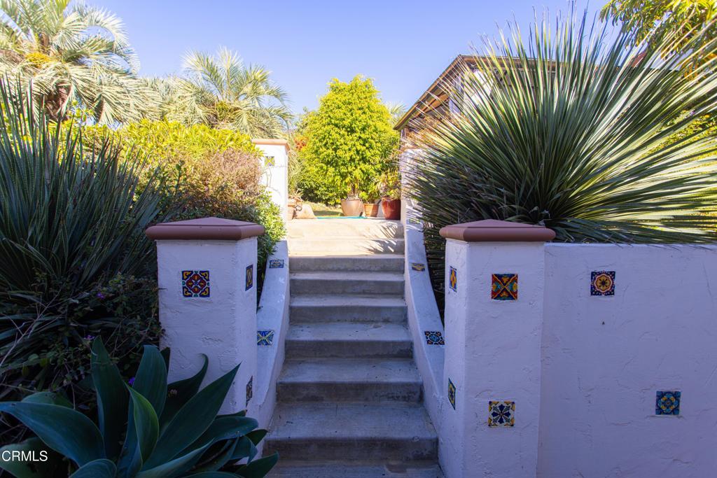 1859 Hillcrest Drive Property Photo 1