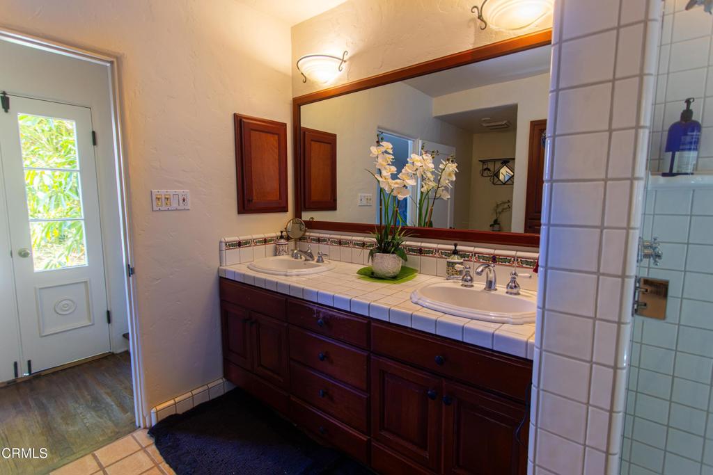 1859 Hillcrest Drive Property Photo 16
