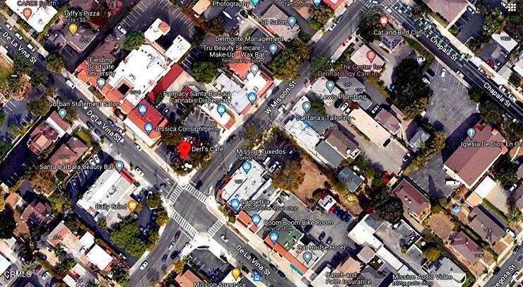 2000 De La Vina Street Property Photo 3