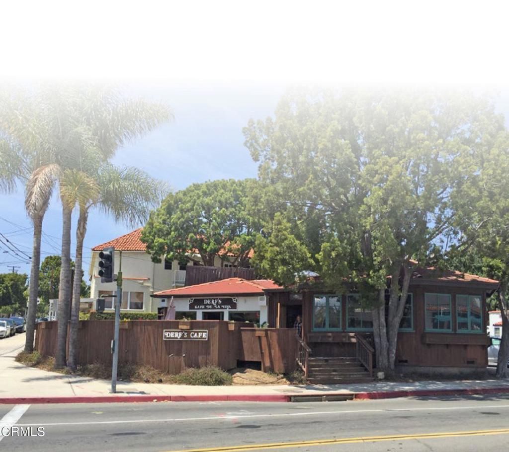 2000 De La Vina Street Property Photo 4