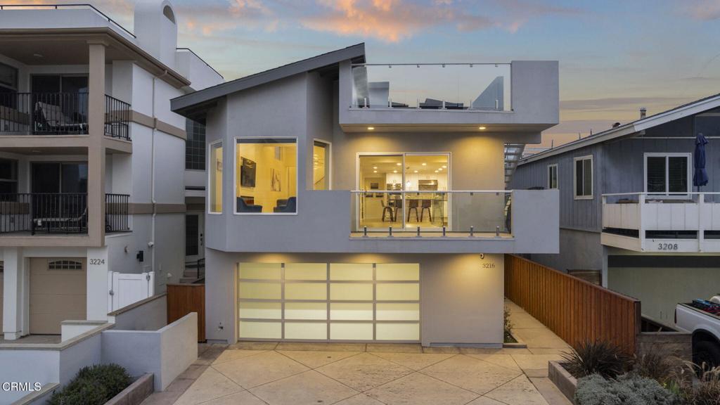 3216 Ocean Drive Property Photo 1