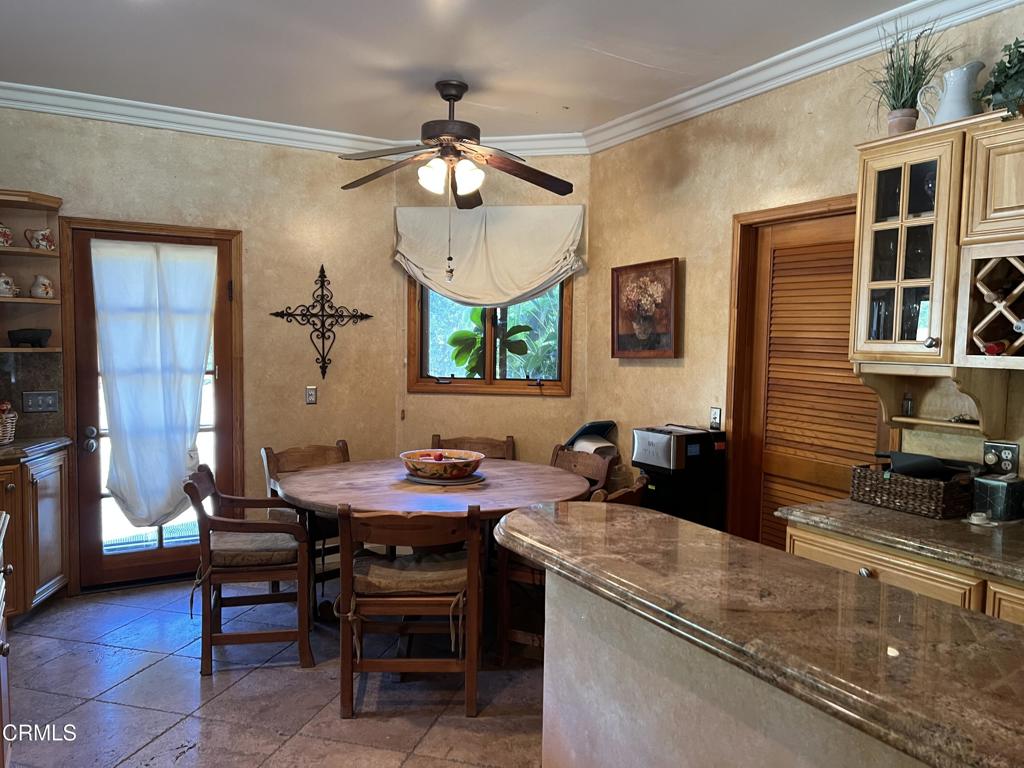 6351 Turfway Road Property Photo 3