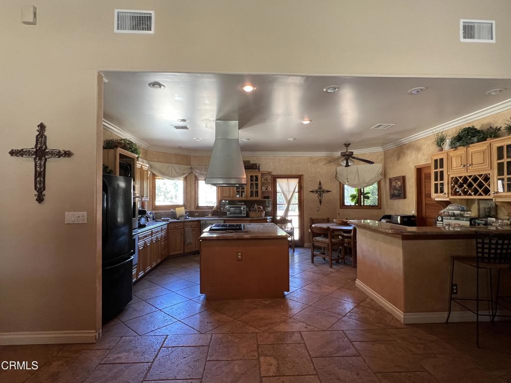 6351 Turfway Road Property Photo 11