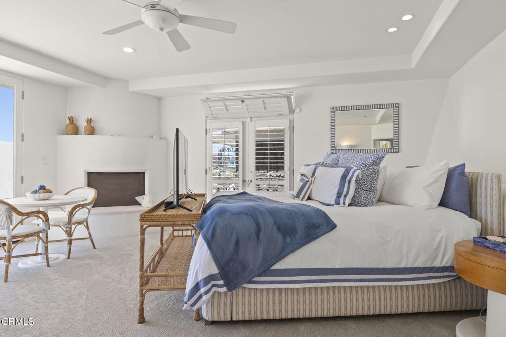 1571 Mandalay Beach Road Property Photo 8