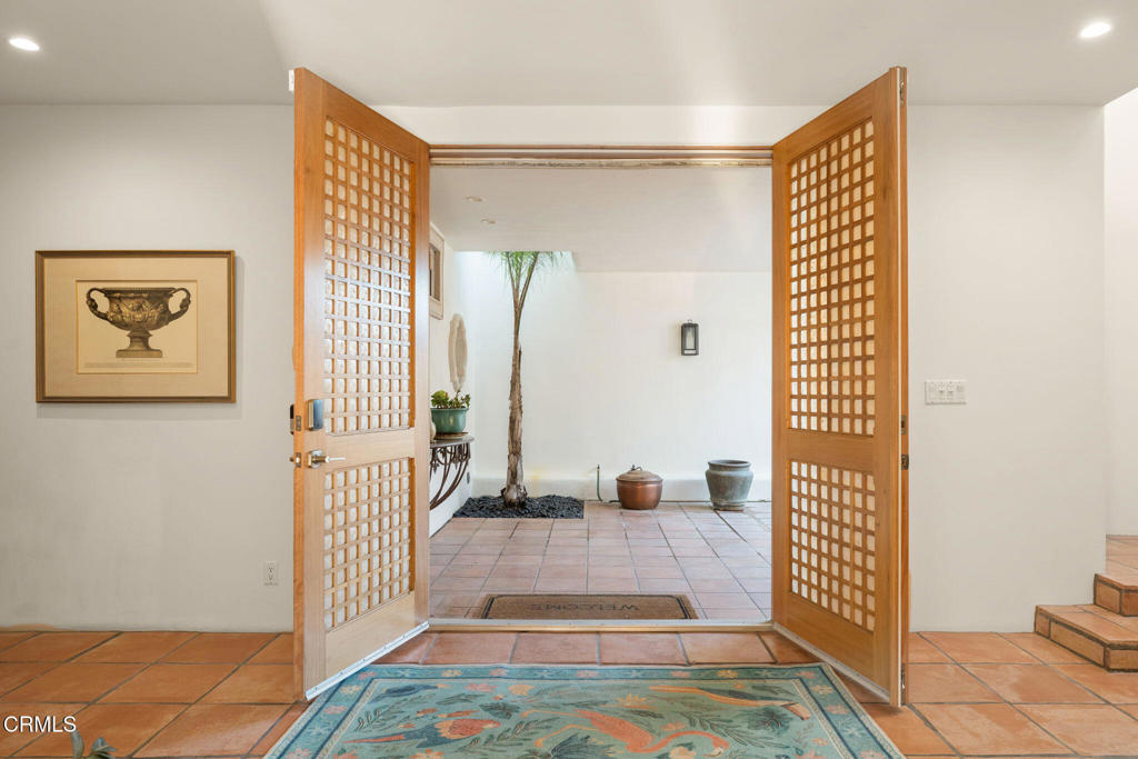 1571 Mandalay Beach Road Property Photo 30