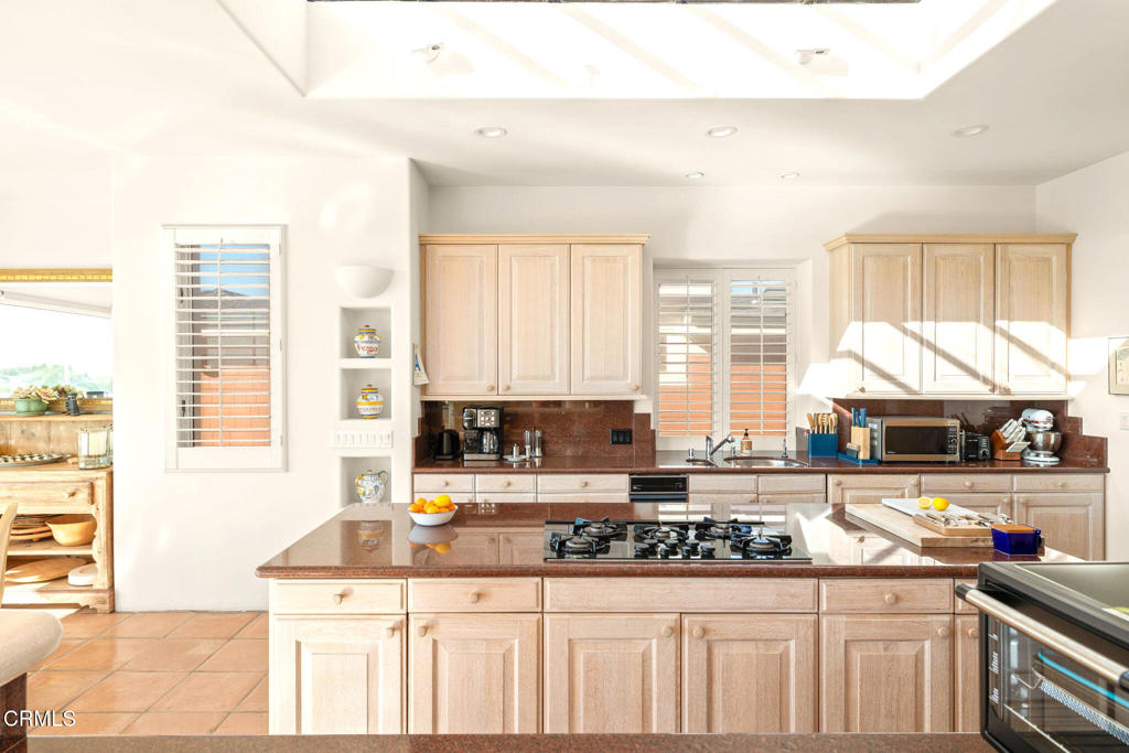 1571 Mandalay Beach Road Property Photo 34