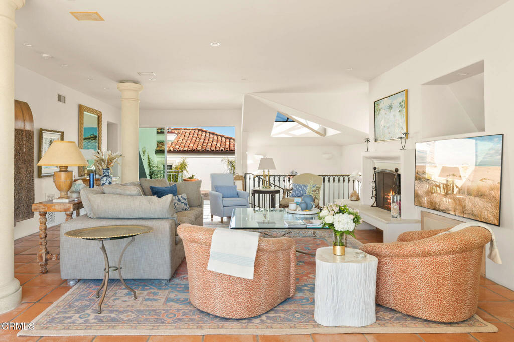 1571 Mandalay Beach Road Property Photo 43