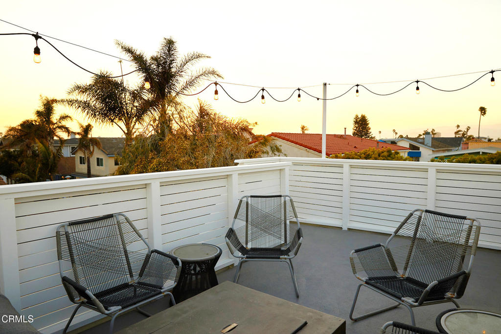 5121 Seabreeze Way Property Photo 6