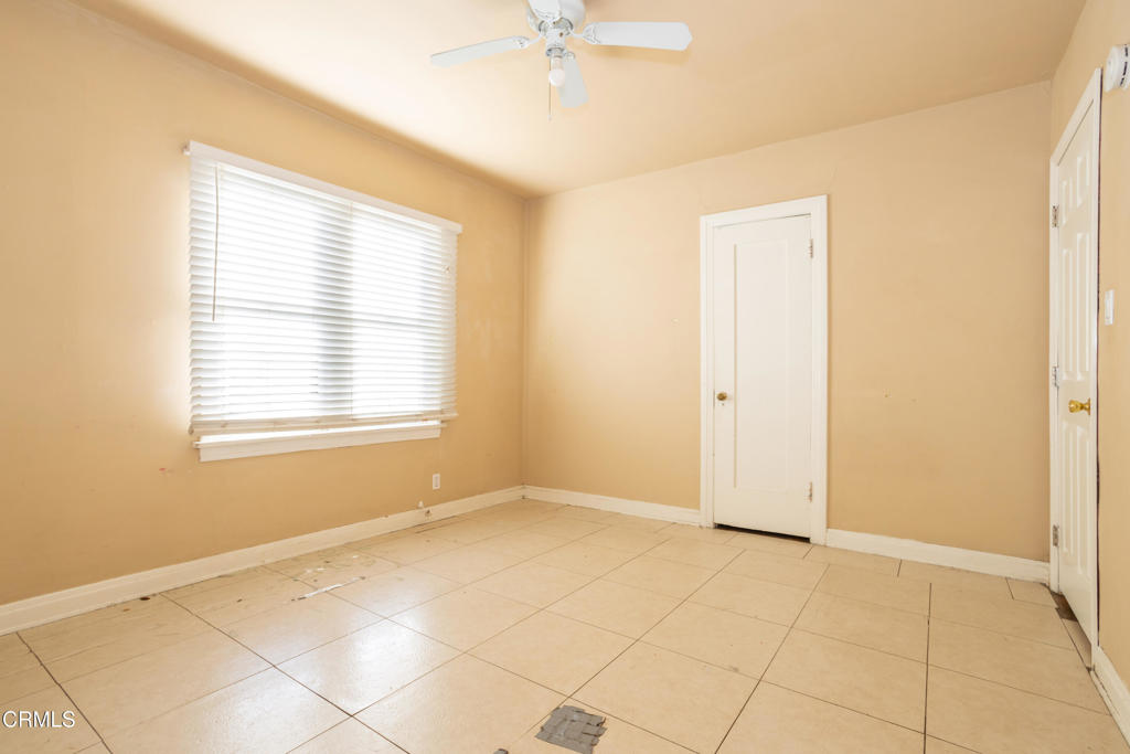 6960 Valjean Avenue Property Photo 16