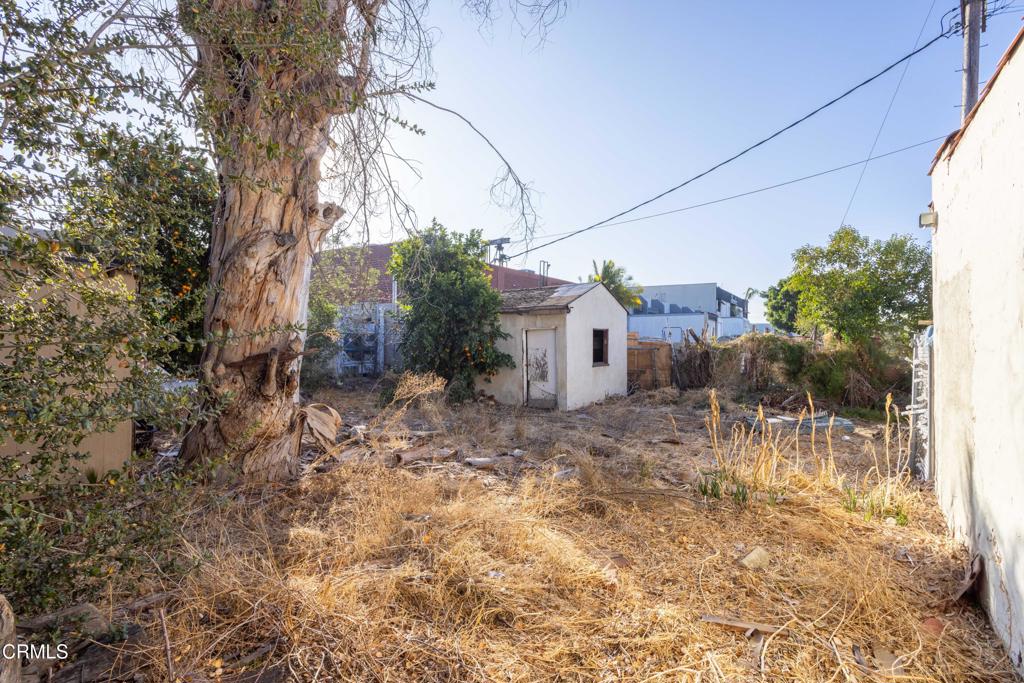 6960 Valjean Avenue Property Photo 21