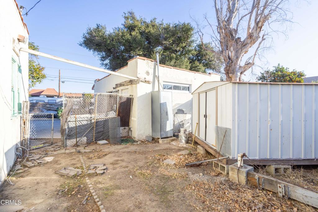 6960 Valjean Avenue Property Photo 23
