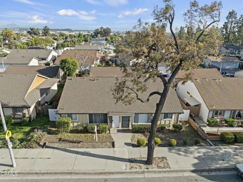 8812 8814 N Bank Drive Property Photo