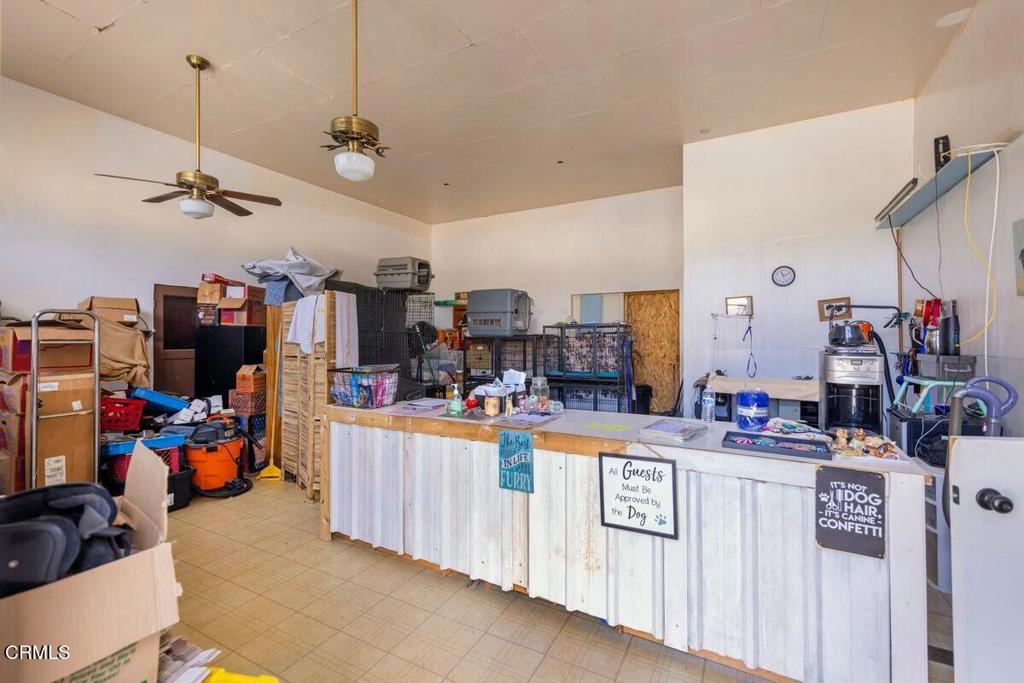 690 N Ventura Avenue Property Photo 21