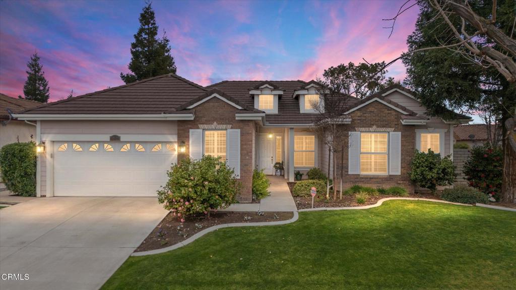 10121 Dutch Iris Drive Property Photo