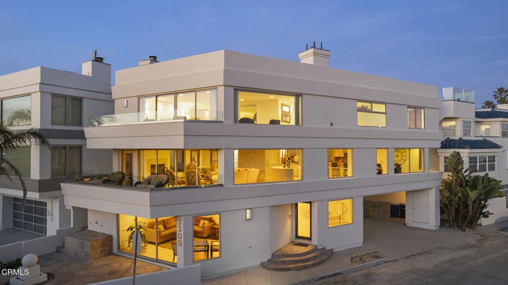 3300 Ocean Drive Property Photo 1