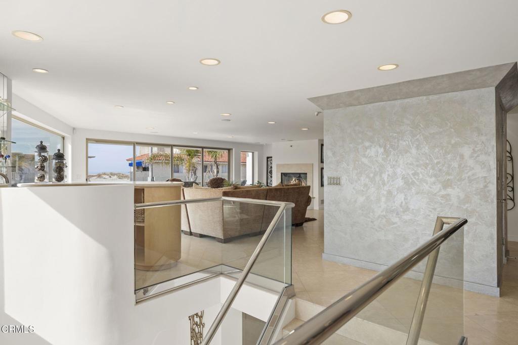 3300 Ocean Drive Property Photo 9