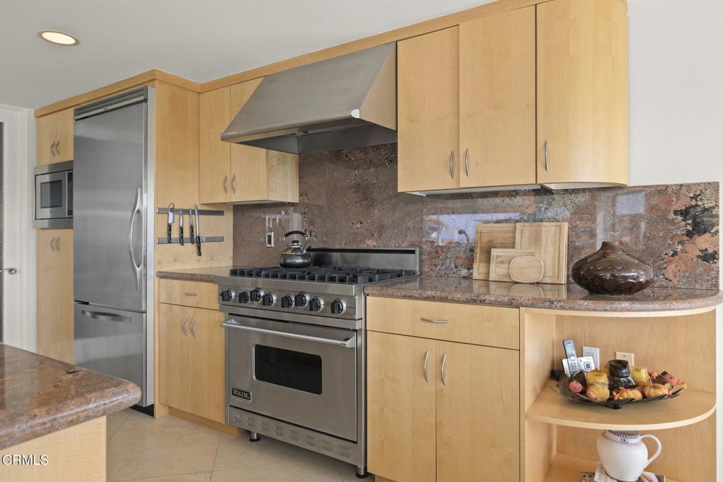 3300 Ocean Drive Property Photo 15