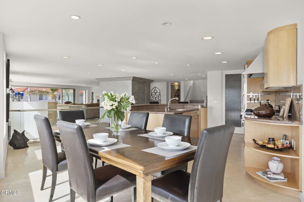 3300 Ocean Drive Property Photo 18