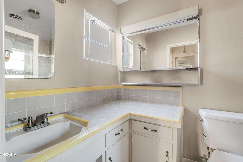 2269 Hyland Avenue Property Photo 18