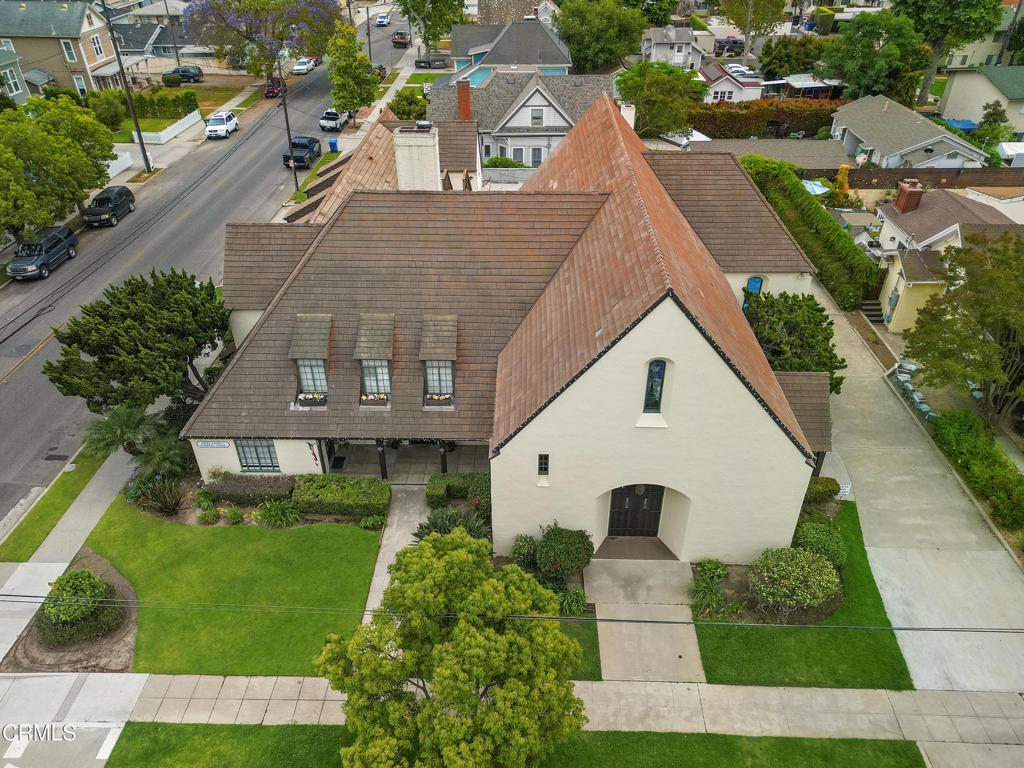 738 E Santa Paula Street Property Photo 1