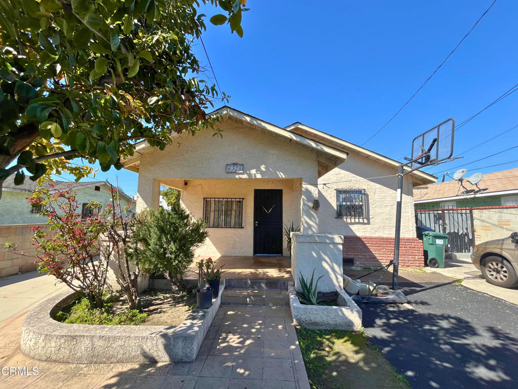 8321 Grape Street Property Photo