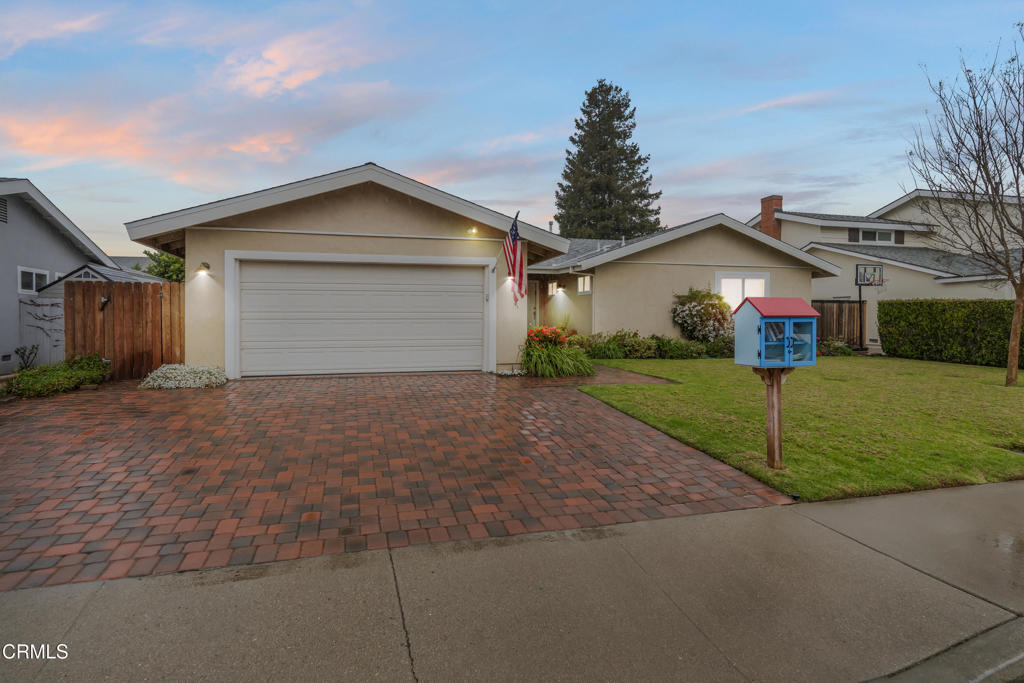 1557 Prima Court Property Photo