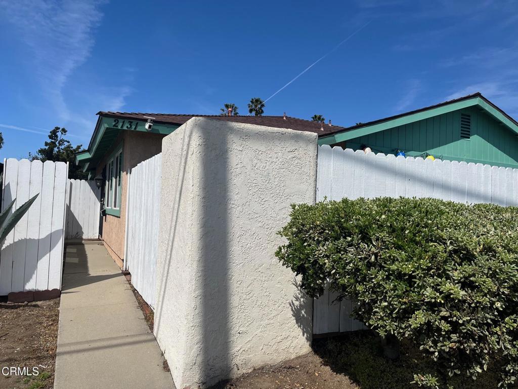 2131 N Ventura Road Property Photo