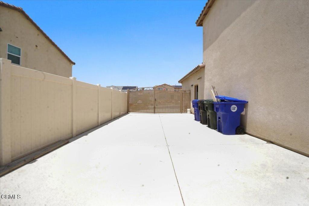6671 Mirna Avenue Property Photo 32