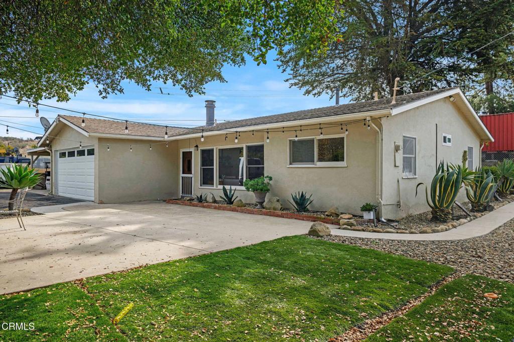 10800 Calle Real Property Photo 2