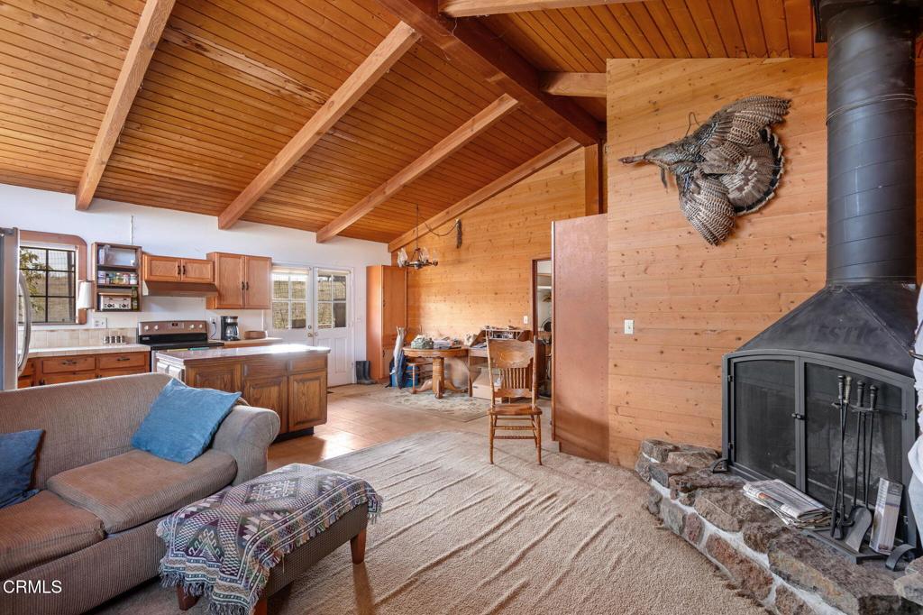10800 Calle Real Property Photo 24