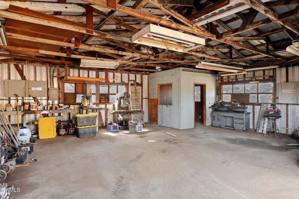 10800 Calle Real Property Photo 28