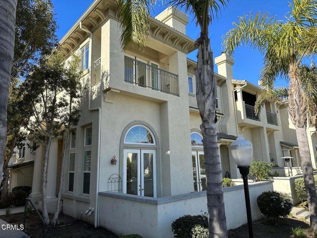 1350 Bayside Circle Property Photo 1