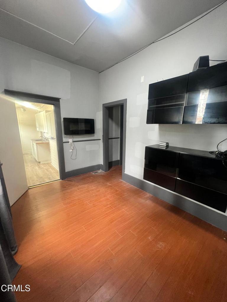 144 S California Street Property Photo 11