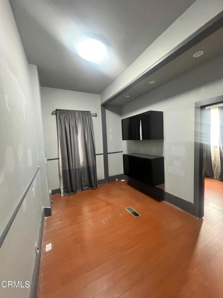 144 S California Street Property Photo 12