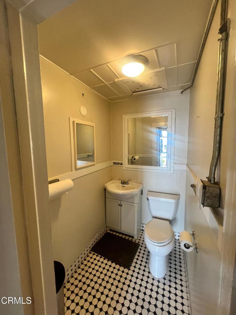 144 S California Street Property Photo 14