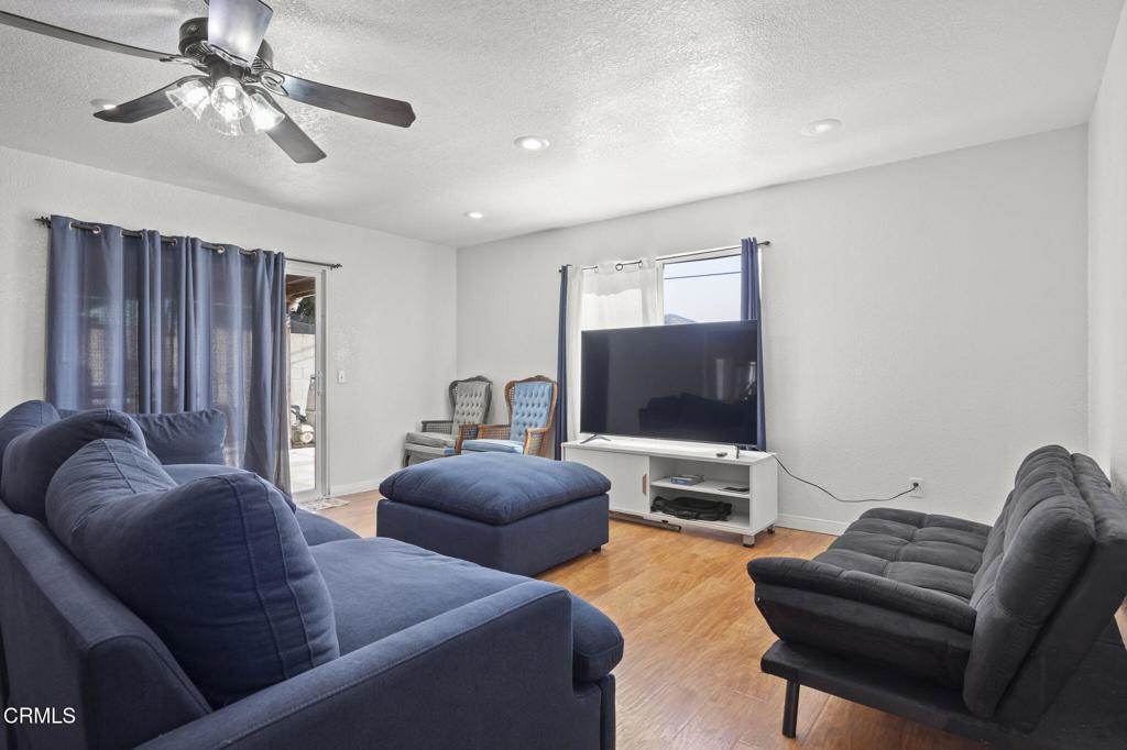 320 D Street Property Photo 8